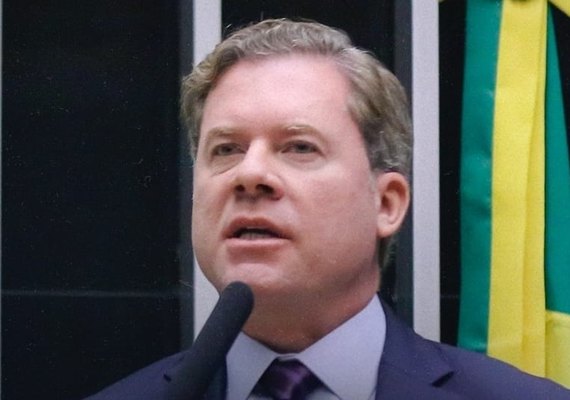 Marx cobra debate urgente para revisar “superpoderes” do STF e defende avanço da PEC 8/21