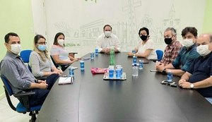 Luciano reúne diretores de hospitais para traçar protocolos conjuntos contra a Covid-19