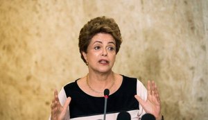 Defesa de Dilma pede acesso urgente a documentação colhida