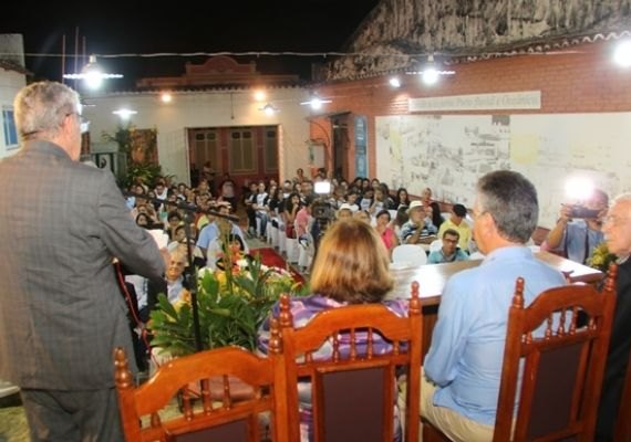 Edição especial do Projeto Chá de Memória lota dependências da Casa do Penedo