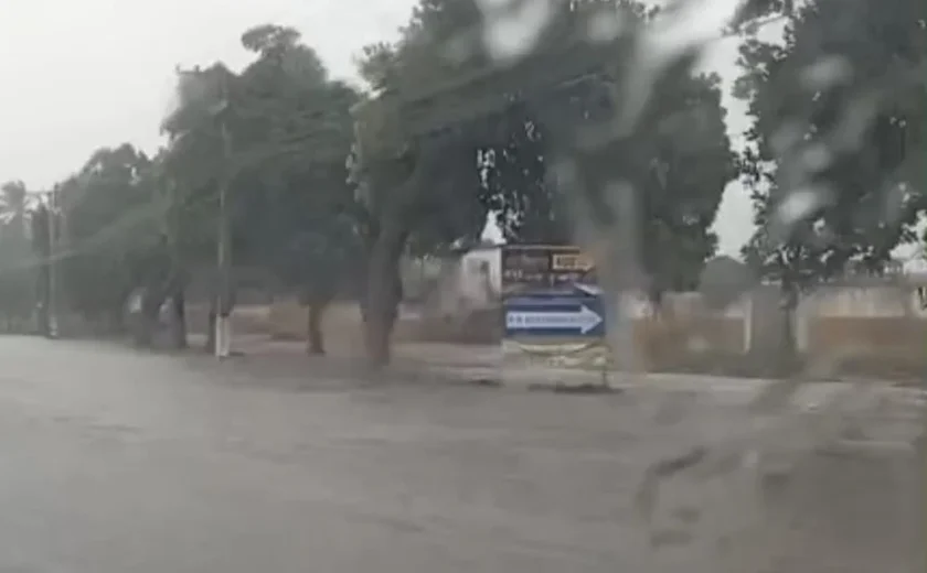 Rio Largo registra 50 desabrigados e 20 desalojados após forte chuva  nesse domingo