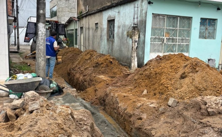Infraestrutura inicia implantação de sistema de drenagem no Tabuleiro do Martins