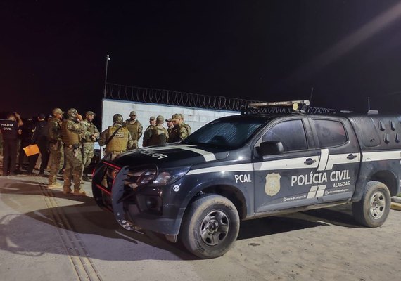 Operação cumpre 18 mandados contra organização criminosa especializada em tráfico de drogas