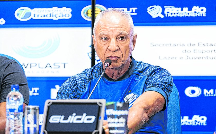 CSA comunica oficialmente a saída do técnico Márcio Fernandes