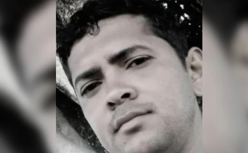 Homem morre em grave acidente entre moto e carro na BR-316, em Palmeira dos Índios