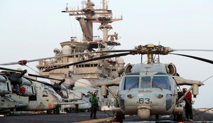 Irã diz que EUA abateram um de seus próprios drones por engano