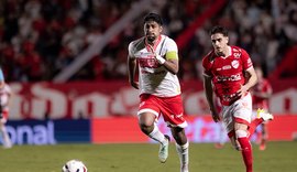 CRB perde outra vez, estaciona na tabela e aprofunda crise