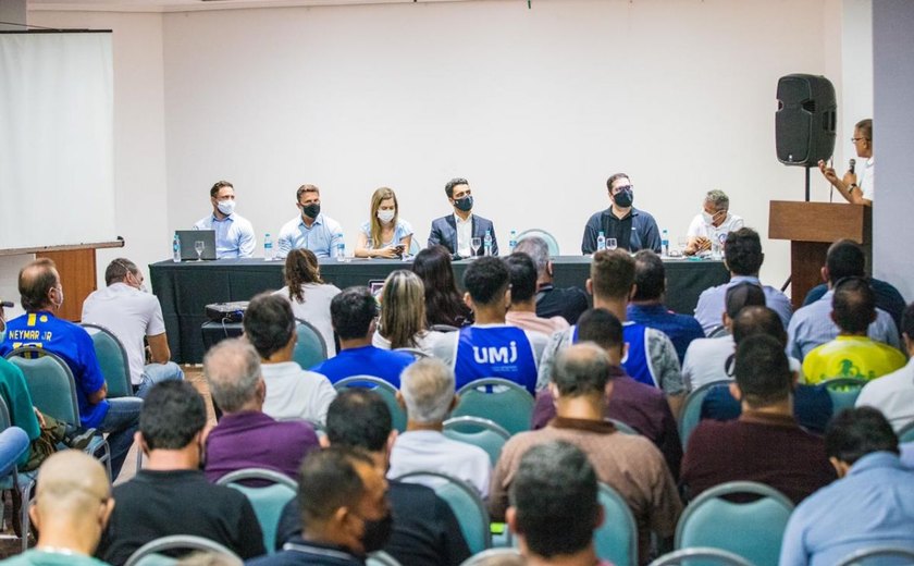 “Esporte será tratado como prioridade”, garante JHC em reunião com desportistas