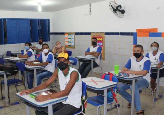 Novos estudantes da EJAI têm até sexta-feira (14) para se matricular