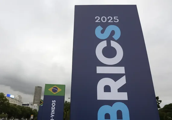 Negociações para sistema próprio de pagamento do Brics avançam