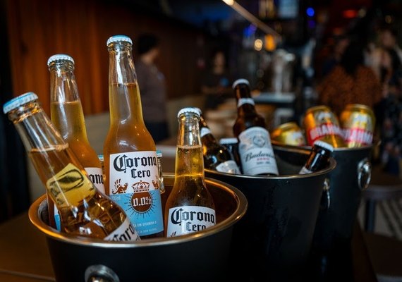 Entenda por que o consumo de cervejas sem álcool e menos calóricas cresceu tanto no país