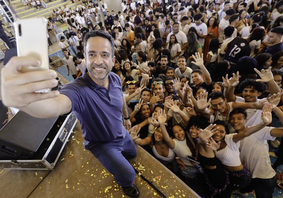 Paulo Dantas confirma pagamento de R$ 2 mil para concluintes do ensino médio