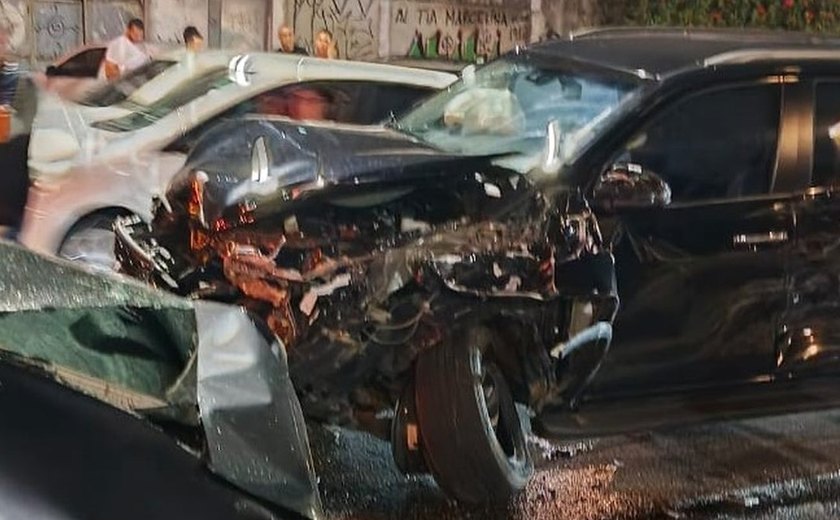 Deputado Breno Albuquerque é preso em flagrante por embriaguez após engavetamento com sete veículos