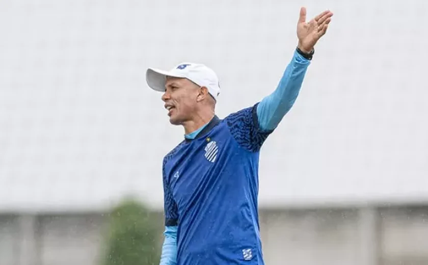 CSA demite Higo Magalhães durante jejum na Série C