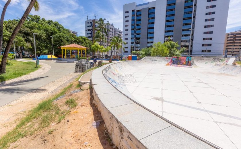 Praça do Skate passa por manutenção e recebe reforma de equipamentos