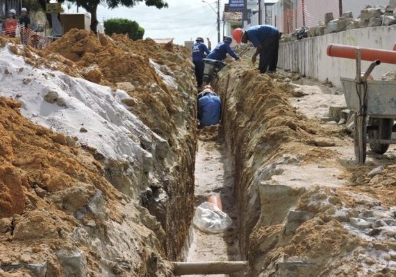 Investimento em obras vai dobrar cobertura de rede de esgoto em Maceió
