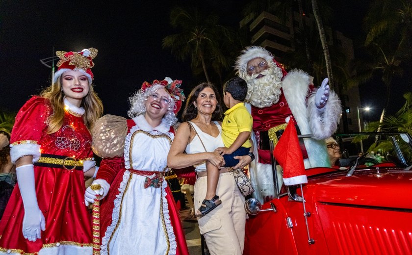 Desfile de Natal promete grande espetáculo de cores e brilhos na orla de Maceió