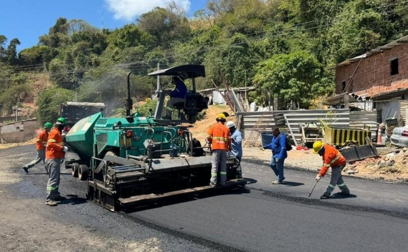 Vale do Reginaldo completa mais de um quilômetro e meio de pavimentação