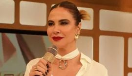 Apresentadora Luciana Gimenez chora e manda recado após ser demitida da RedeTV!