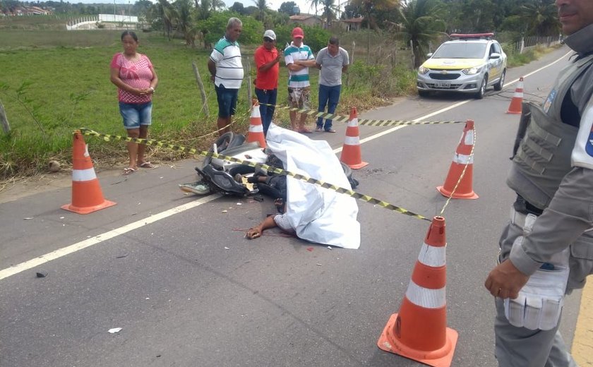 Motociclista morre após colisão com carreta na AL-220 em Arapiraca