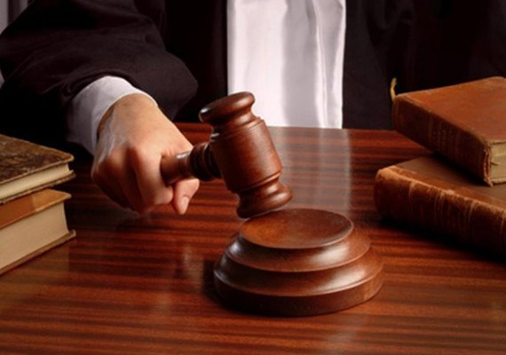 Eletrobras/AL é condenada a indenizar mulher em R$ 2 mil após aumento de conta