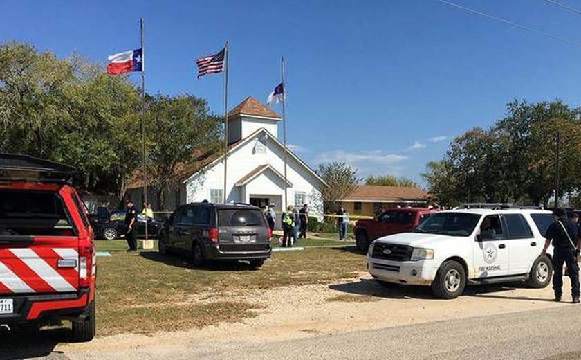 Tiroteio deixa ao menos 27 mortos e vários feridos no Texas