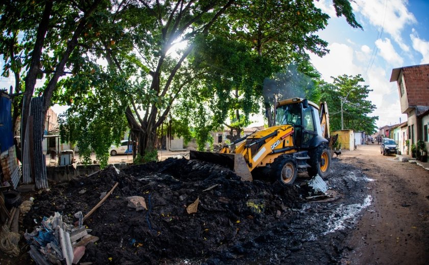 Mais de 11 mil toneladas de resíduos foram retirados de canais em Maceió