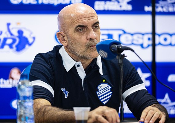 CSA inicia pré-temporada com bola no CT Gustavo Paiva