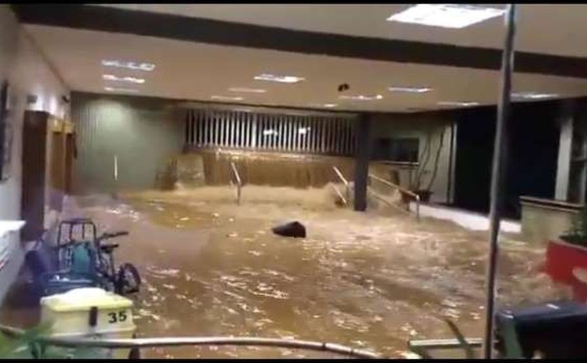Sede social do São Paulo é interditada após tempestade e alagamento na capital