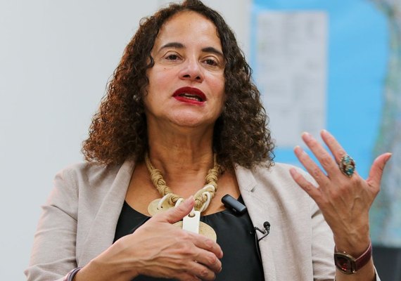 Paulão anuncia vinda da ministra Luciana Santos a Maceió nesta segunda-feira