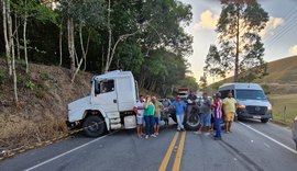 Motoqueiro morre em Porto Calvo após colisão frontal com caminhão na AL-105