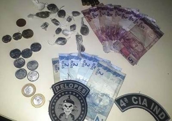 Polícia Militar detém jovem suspeito de tráfico de drogas em Capela