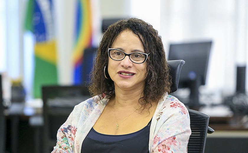 Luciana Santos: veja quem é a futura ministra de Ciência, Tecnologia e Inovações do governo Lula