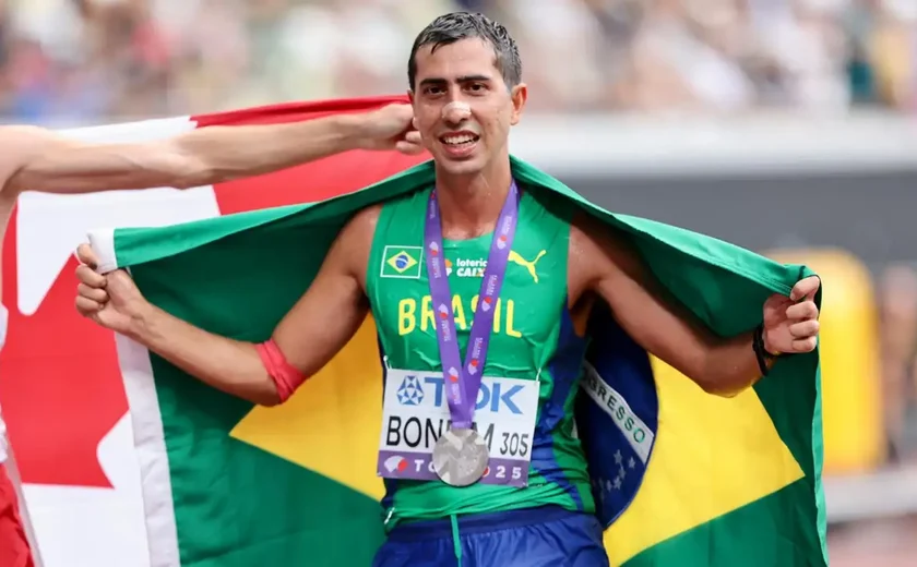 Caio Bonfim é prata na prova de 35 km do Mundial de Atletismo