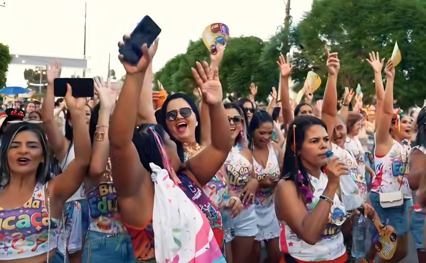 Na rua e nos clubes, Arapiraca garante a alegria dos foliões