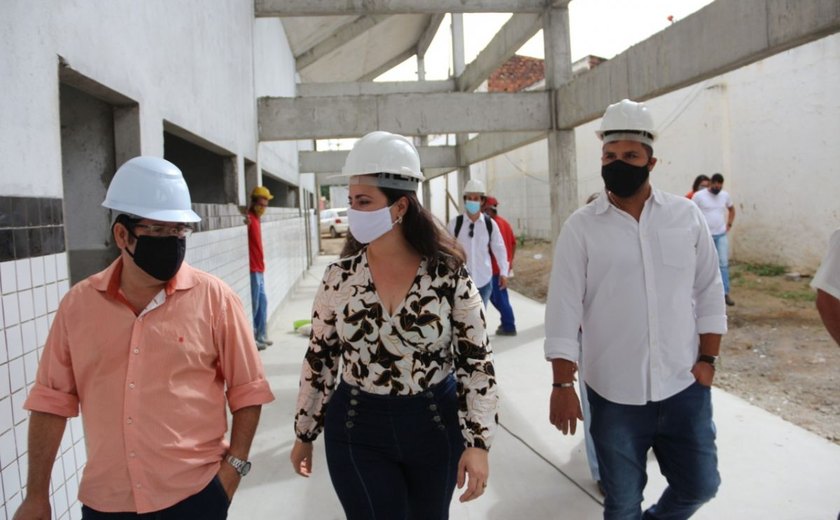 Prefeitura acelera obras no Estádio Coaracy da Mata, em Arapiraca