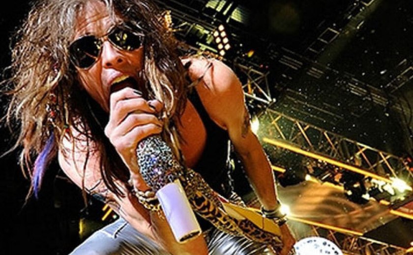 Steven Tyler responderá por abuso sexual na Califórnia
