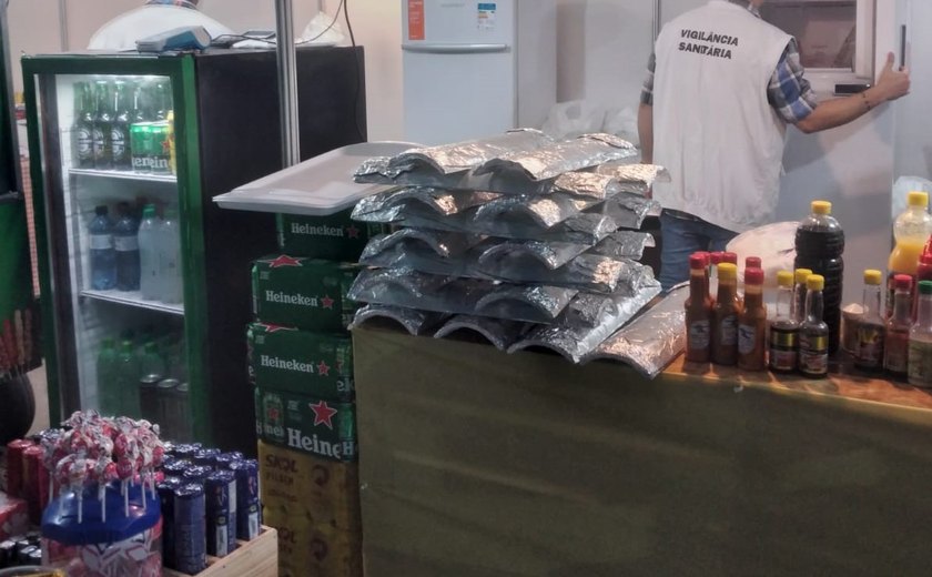 Vigilância Sanitária de Maceió fiscaliza venda de alimentos e bebidas durante Expoagro