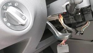 Homem tenta arrombar carro e furtá-lo na Levada, em Maceió