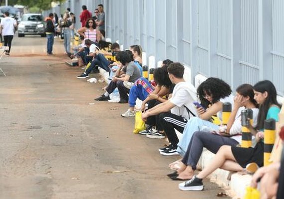 Estudantes faltosos têm de 13 a 17 de novembro para pedir reaplicação da prova