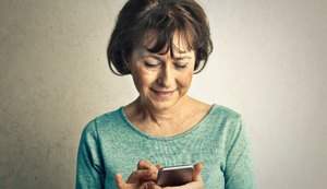 Acadêmicos da Unit/AL levam acolhimento online para idosos