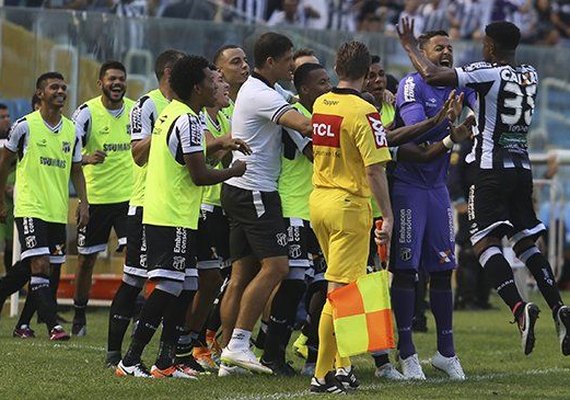 Ceará bate Oeste e encosta no G4 na estreia de Marcelo Chamusca