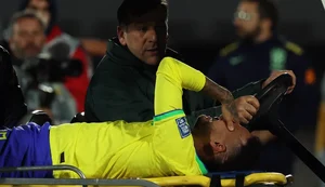Neymar rompe ligamento cruzado anterior do joelho e vai passar por cirurgia