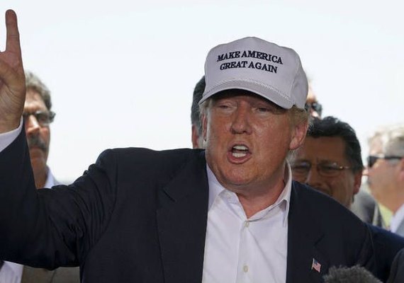 Rússia nega que Donald Trump teria entregue informação secreta ao país