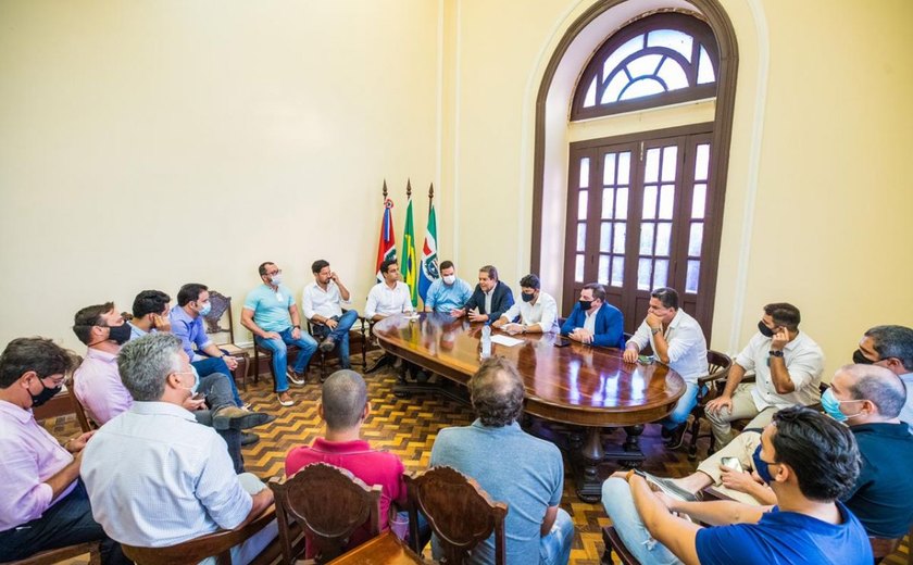 JHC se reúne com Trade Turístico e setor produtivo para debater demandas de Maceió
