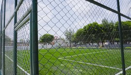Tradicional Praça da Faculdade ganha arena esportiva
