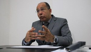 Medida aprofunda reforma trabalhista, afirma advogado