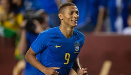 Reformulada, Seleção Brasileira goleia El Salvador por 5 a 0