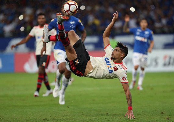 Flamengo vence Cruzeiro, mas não consegue classificar na Libertadores