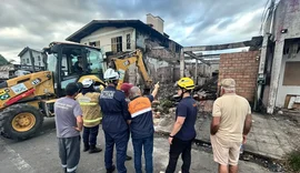 Bombeiros localizam quarta vítima da queda de avião no RS